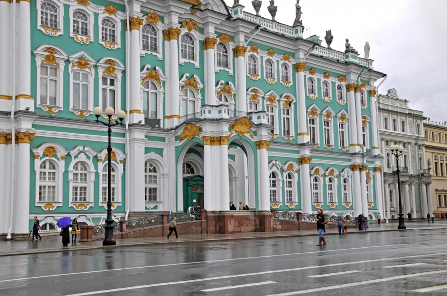 Эрмитаж в Санкт Петербурге